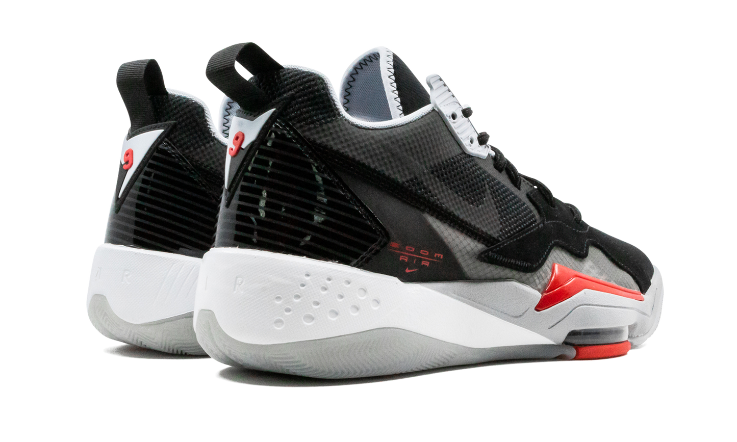 Zoom 92 "Black Cement" CK9183 001