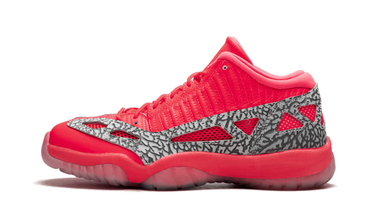 Air Jordan 11 Retro Low IE "Flash Crimson" 919712 600