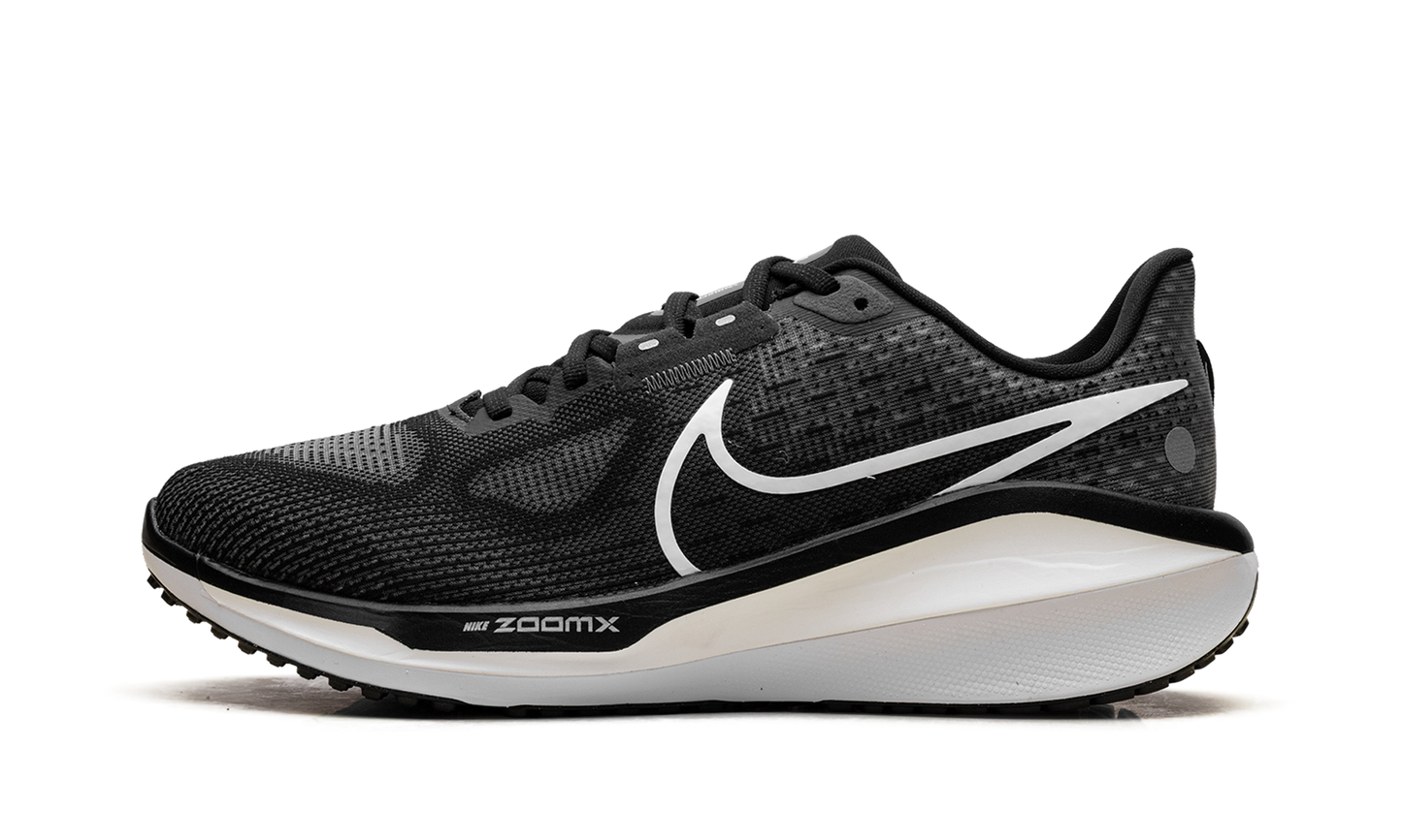Vomero 17 Wmns"Black" FB8502 001
