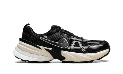 V2K Run WMNS"Black Muslin" FD0736 012