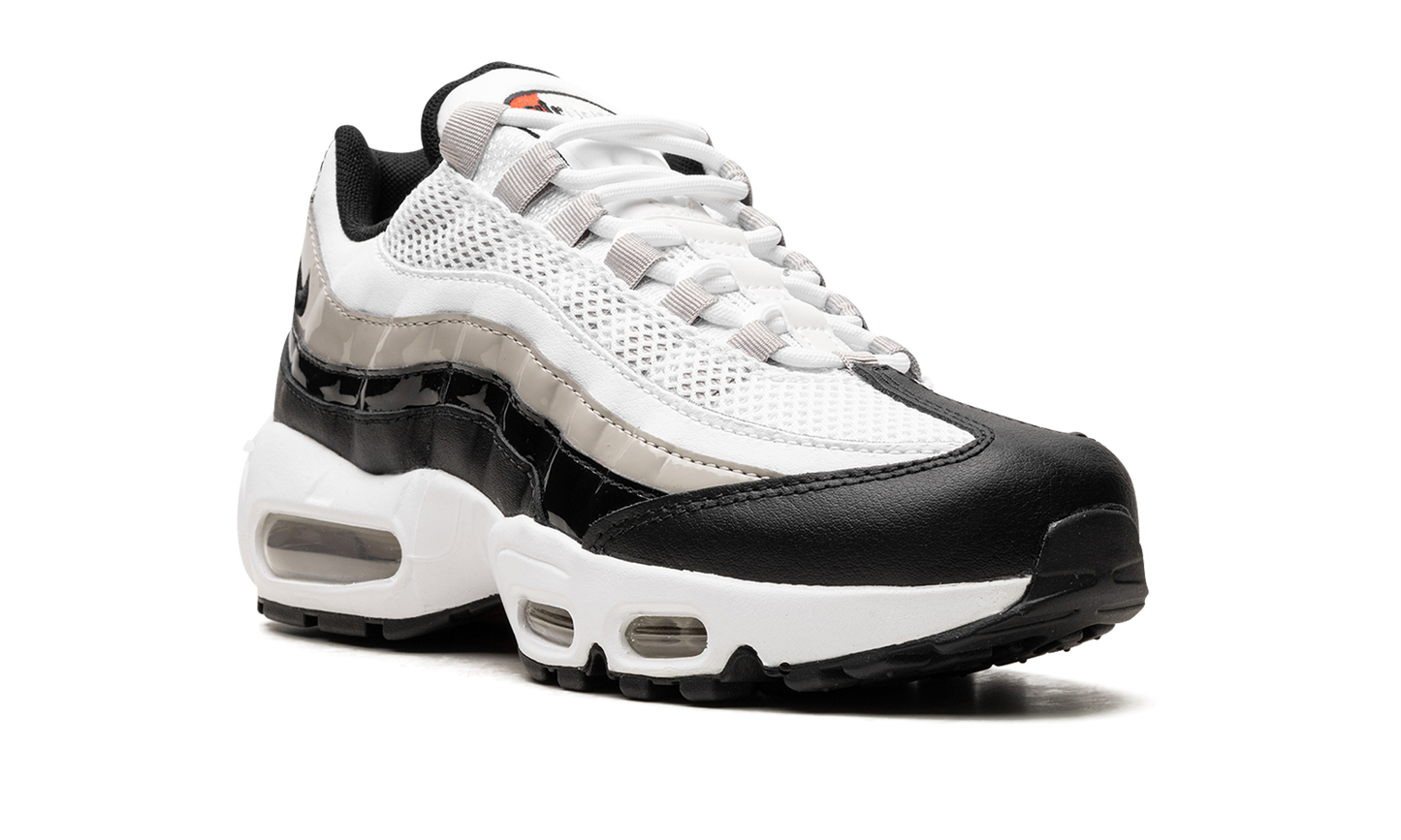 AIR MAX 95 WMNS"Light Iron Ore/ Black Patent" DR2550 100