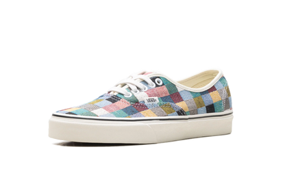Authentic "Woven Checkers" VN0A38EM011