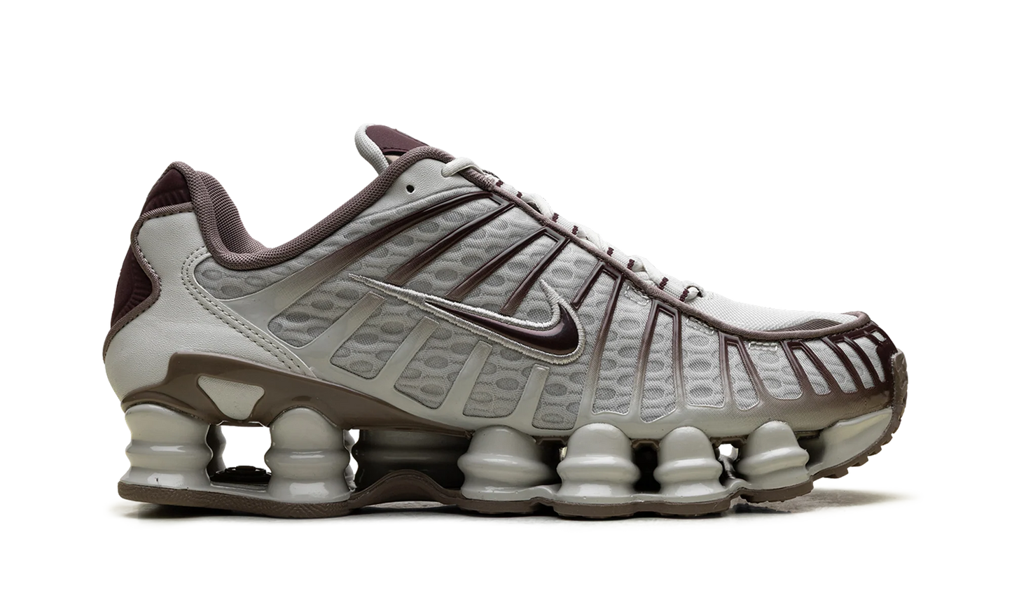 Shox TL WMNS "Light Bone Burgundy Crush" IM6013 072