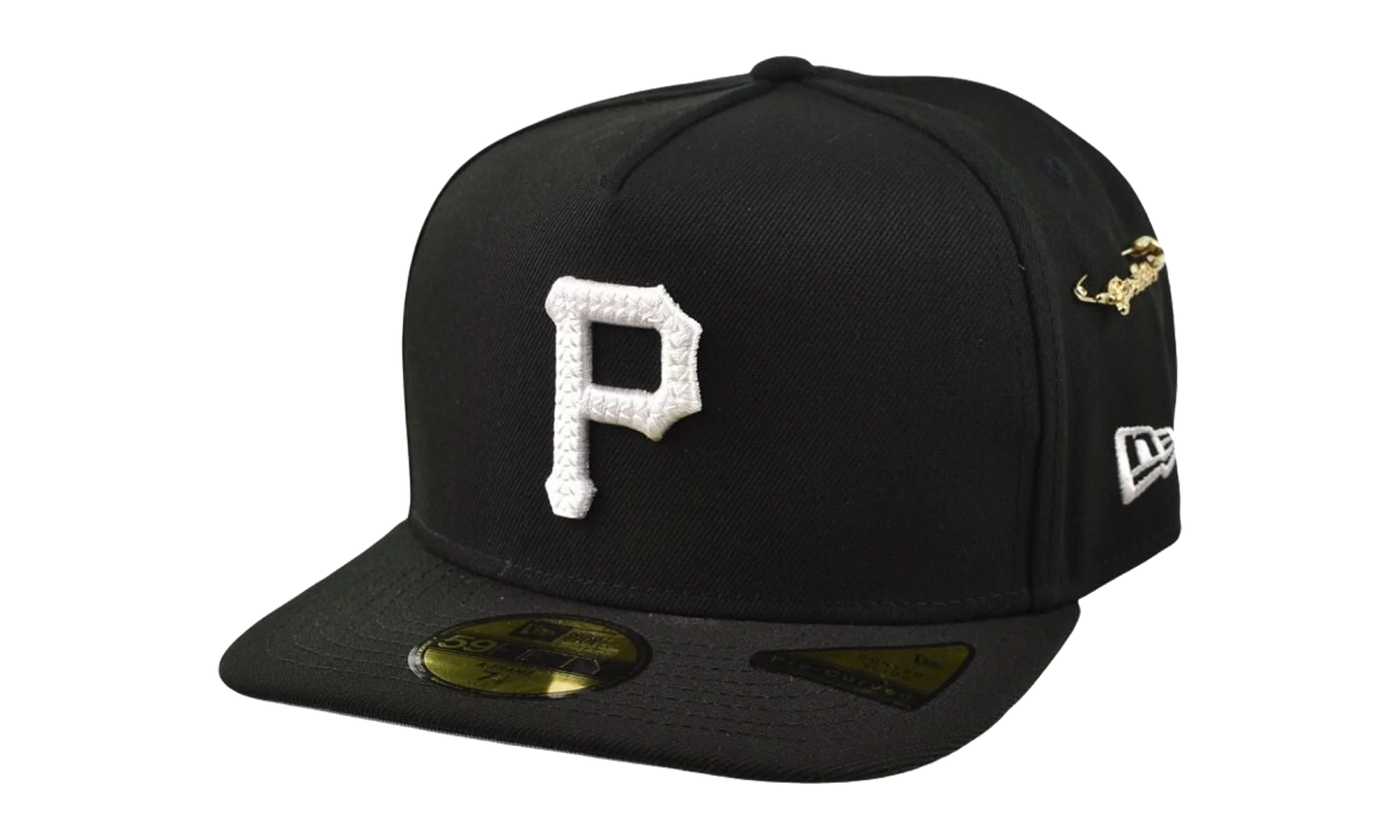 59FIFTY Pittsburgh Pirates Fitted Hat "Script Safety Pin" 60668864
