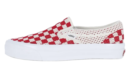 LX Classic Slip-On 98 "EK Checkerboard Red Marshmallow" VN000EG1CIS