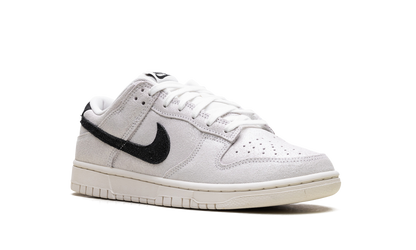 Dunk Low SE WMNS"Team Red" HQ3502 100