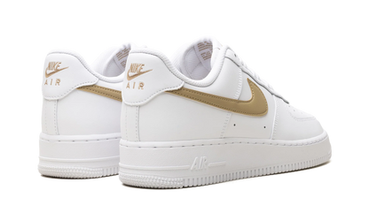 Air Force 1 '07 "White / Parachute Beige" FJ4146 124