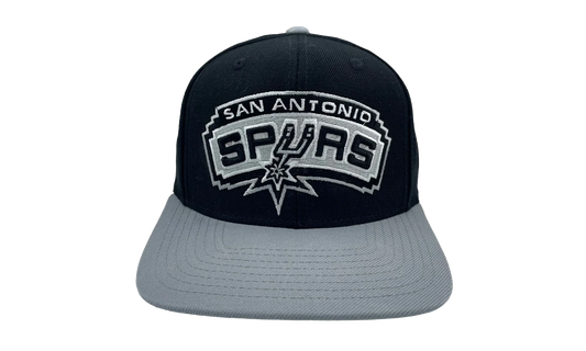 NBA XL Logo 2-Tone Snapback "San Antonio Spurs - Black" NM04ZMTC5SPURS
