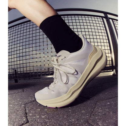 Women's Condor 3 Engineered-Mesh in Full White