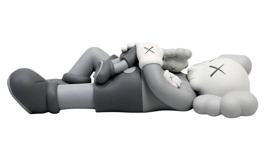 Holiday Singapore Vinyl Figure "grey" KAWS202471