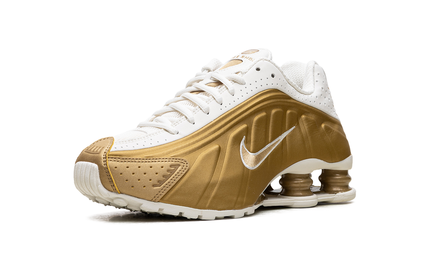Shox R4 WMNS"Metallic Gold" AR3565 010