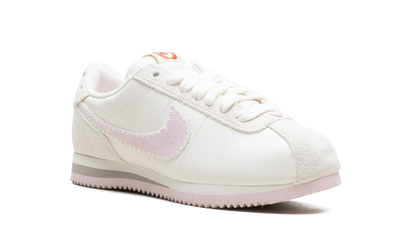 Cortez WMNS"Valentine's Day - 2025" HV6012 161