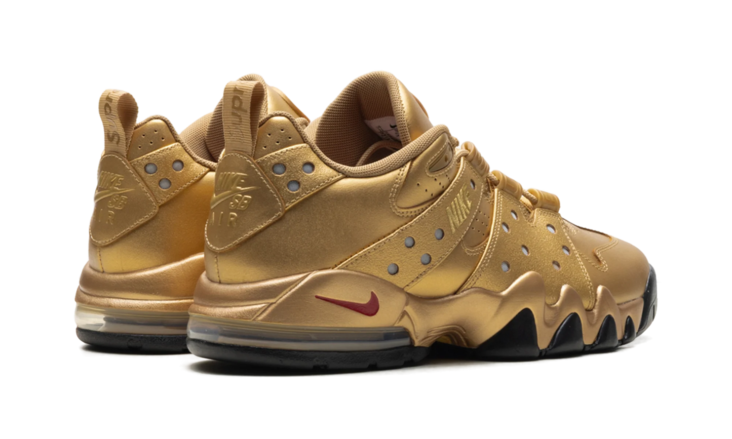 Air Max2 CB '94 Low "Supreme - Metallic Gold" IM4283 700