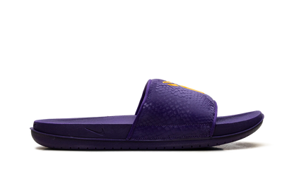 Kobe Offcourt Slide "Purple University Gold" IF2870 500