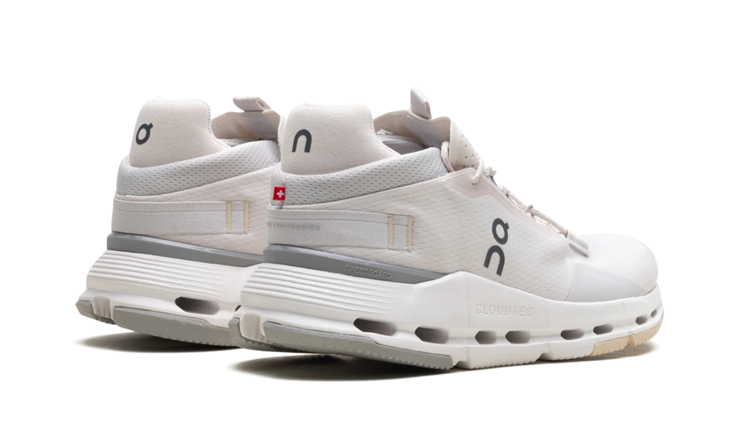 On Cloudnova 2 WMNS "Sand Fog" 3WE30222826