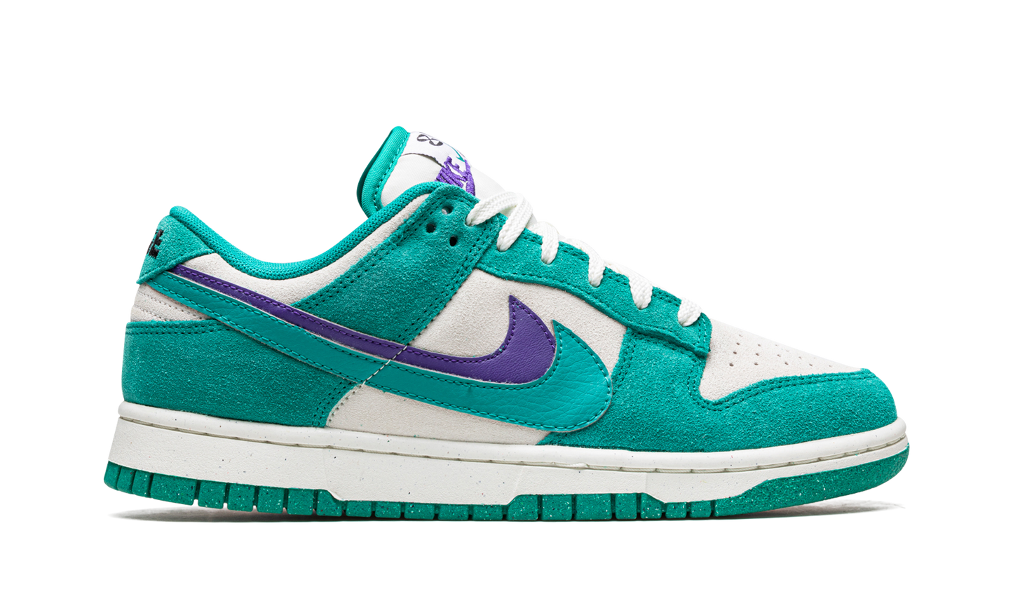 DUNK LO MNS WMNS"85" DO9457 101