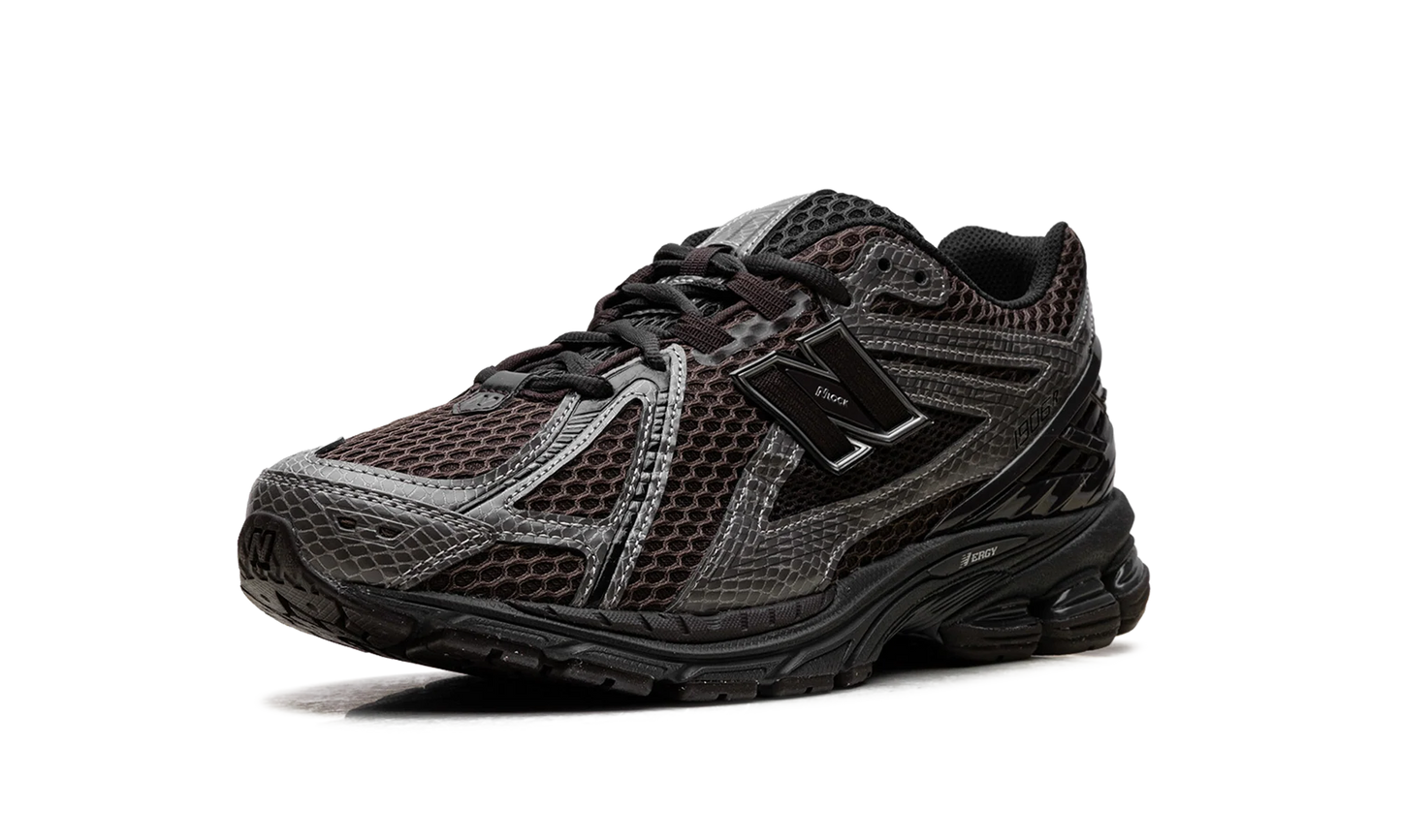 1906 "Thunder Brown / Black" U19062NQ