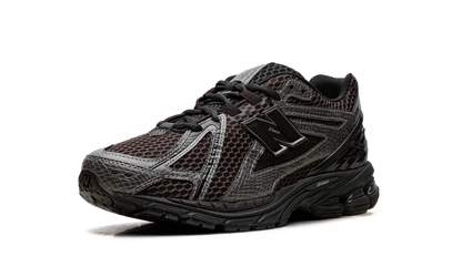 1906 "Thunder Brown / Black" U19062NQ