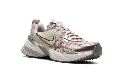V2K Run WMNS"Particle Beige College Grey Light Bone" FD0736 201