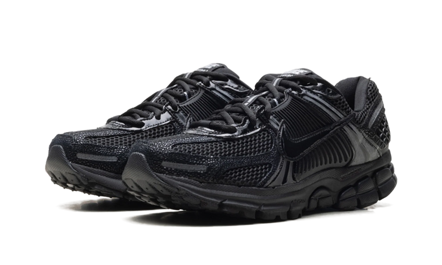 Zoom Vomero 5 WMNS "Black Patent" II6236 001