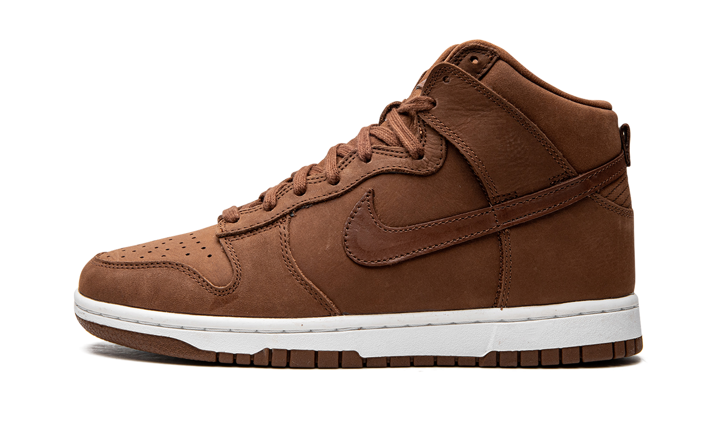 MN DUNK HIGH PREMIUM WMNS"Pecan" DX2044 200