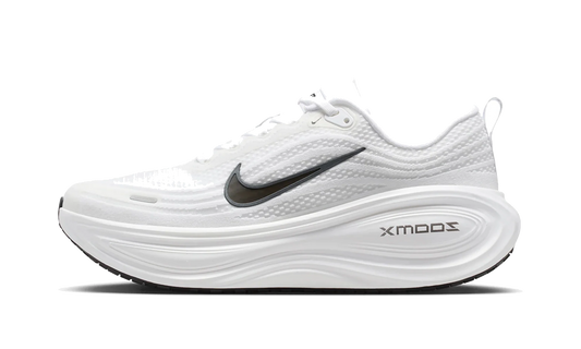 Vomero Plus "White" HV8150-101