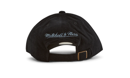 NCAA Terry Cloth Strapback Cap "North Carolina Tar Heels - Black" HLUX4525 UNCYYPPPBLCK
