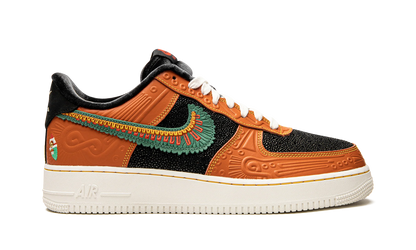 Air Force 1 '07 LX "Siempre Familia" DO2157 816