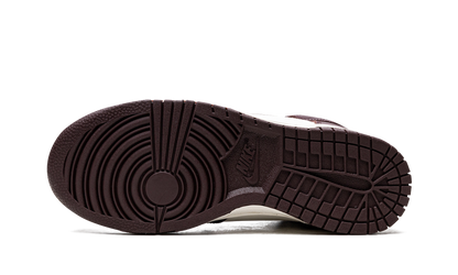 DUNK HIGH WMNS"Burgundy Crush" DD1869 601