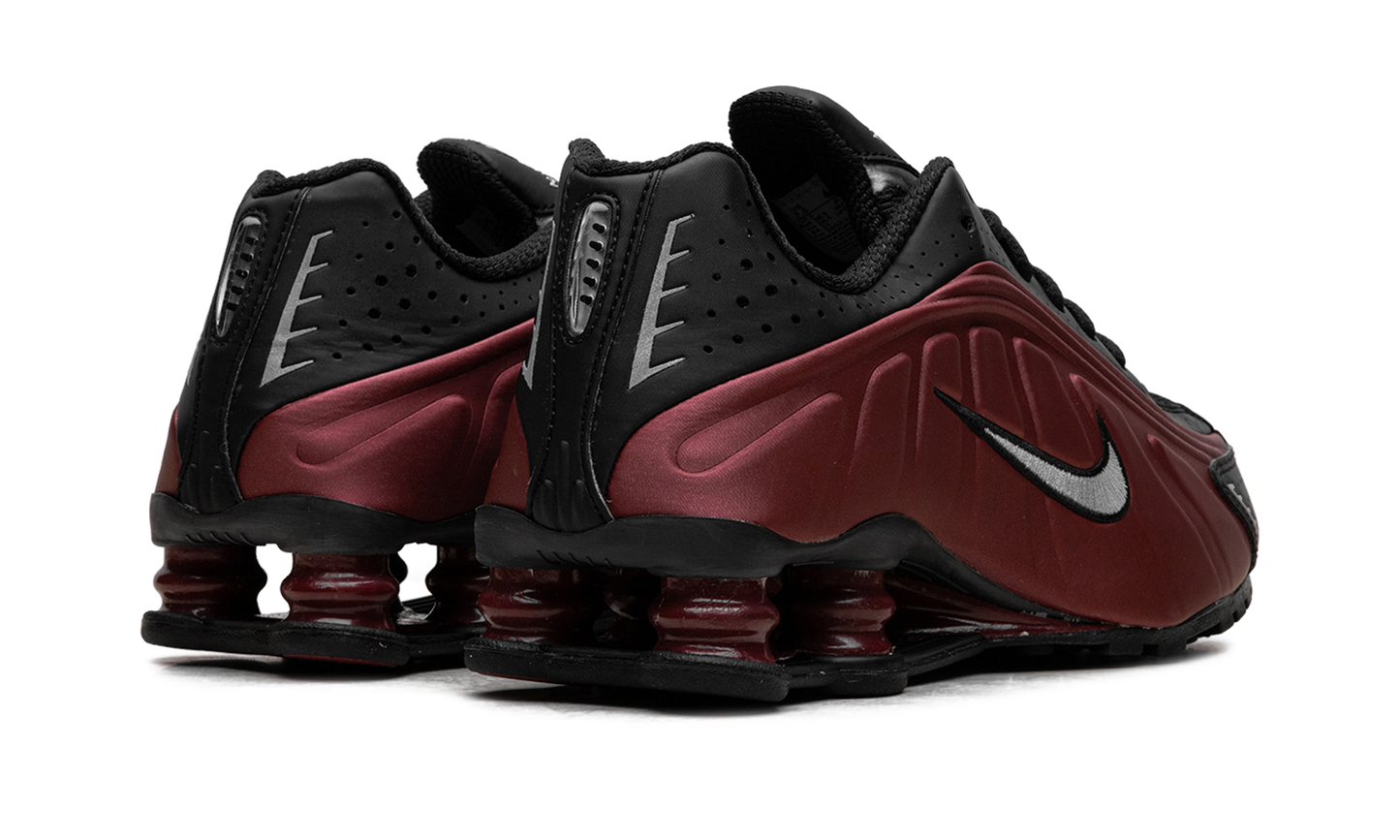 Shox R4 WMNS"Black Team Red" AR3565 009