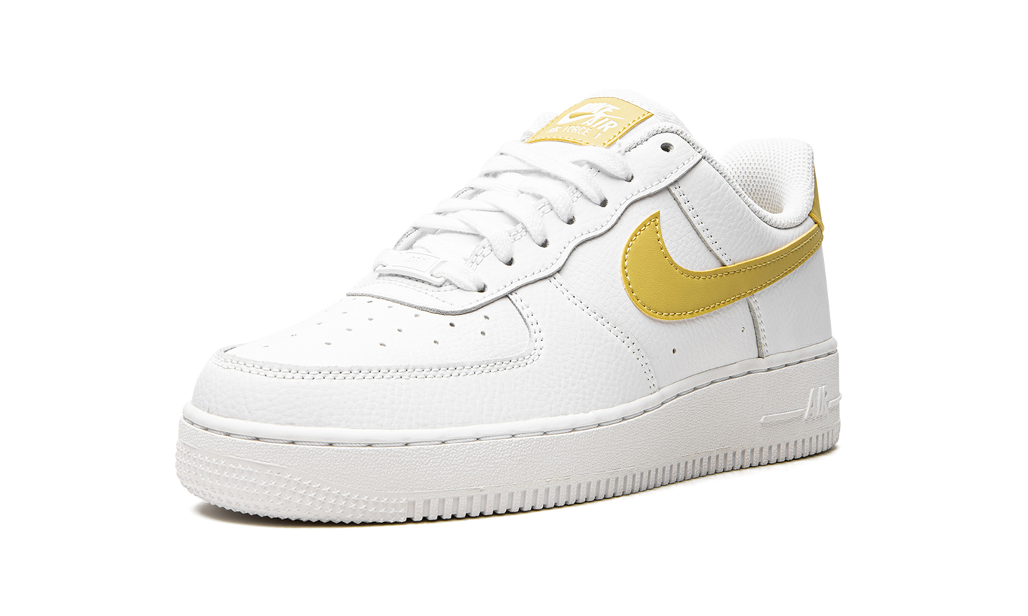 AIR FORCE 1 LO MNS WMNS"White/ Saturn Gold" 315115 170