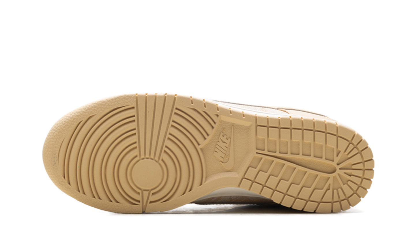 Dunk Low WMNS"Light Orewood Brown" HJ5777 101