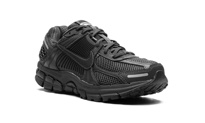 Zoom Vomero 5 WMNS"Triple Black" FQ7079 002