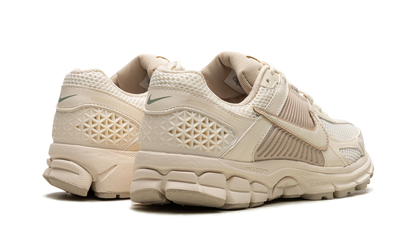 Zoom Vomero 5 WMNS"Sail" FQ6868 111