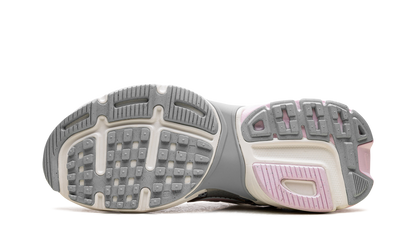 V2K Run WMNS"Pink Foam" HQ4046 001