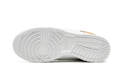 DUNK LOW WMNS"Gold White Silver" DH4403 700