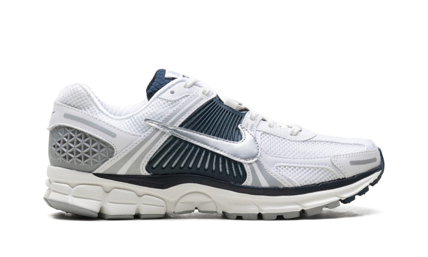 Air Zoom Vomero 5 WMNS"White Armory Navy" HV2412 100
