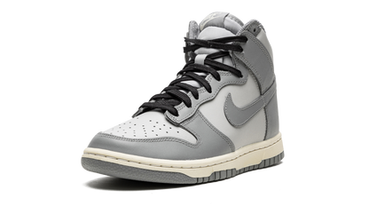 DUNK HIGH WMNS"Aged" DD1869 001