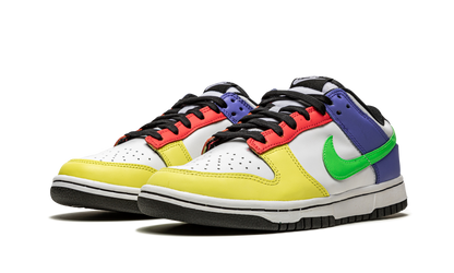 DUNK LOW WMNS"Green Strike" DD1503 106