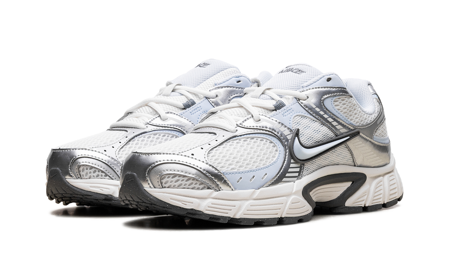 V5 RNR WMNS"Summit White Blue Tint Photon Dust Smoke Grey" HQ7901 103