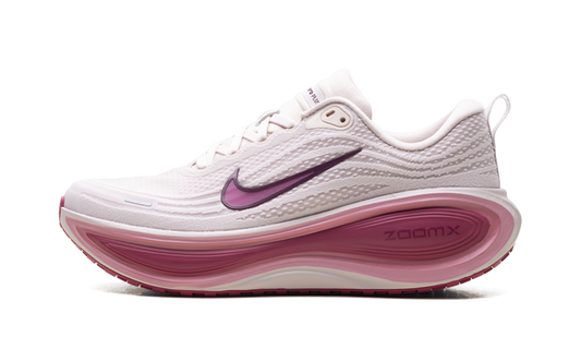 Vomero Plus Wmns"Red" HV8154 602