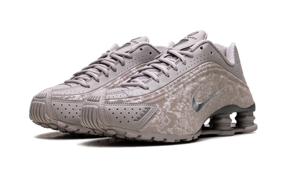 Shox R4 WMNS"Flat Pewter Floral" HV0934 001