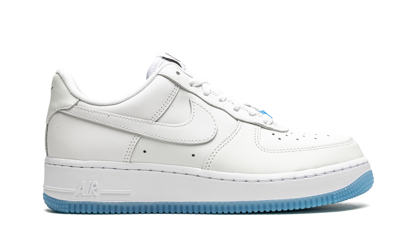 AIR FORCE 1 LO LX MNS WMNS"UV Reactive" DA8301 100