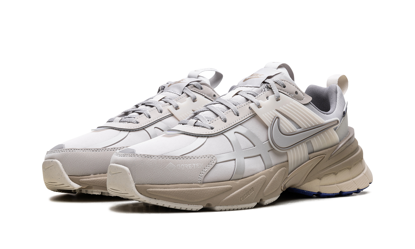 V2K Run WMNS"Gore-Tex Light Bone" FZ2622 002