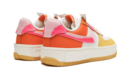 AIR FORCE 1 FONTANKA MNS WMNS"Summit White/Solar Flare/Medium Soft Pink/Hyper Pink" DX2675 100