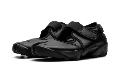 Air Rift Wmns"Triple Black" HM5737 002