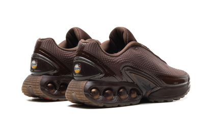 Air Max DN WMNS"Isamaya Ffrench Light Chocolate" HQ3837 200