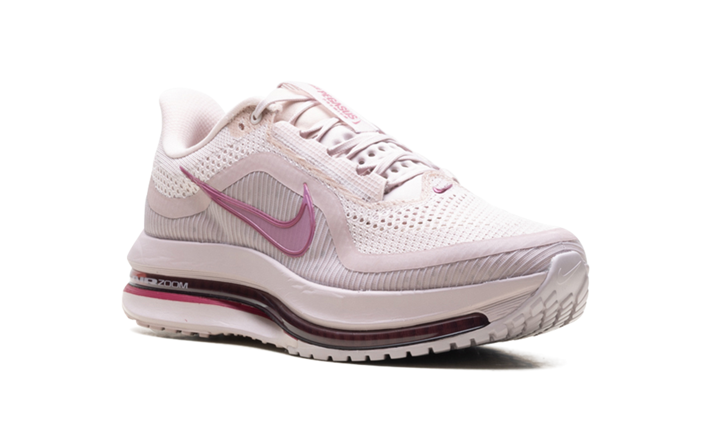 Pegasus Premium WMNS"Pink" HQ2593 604