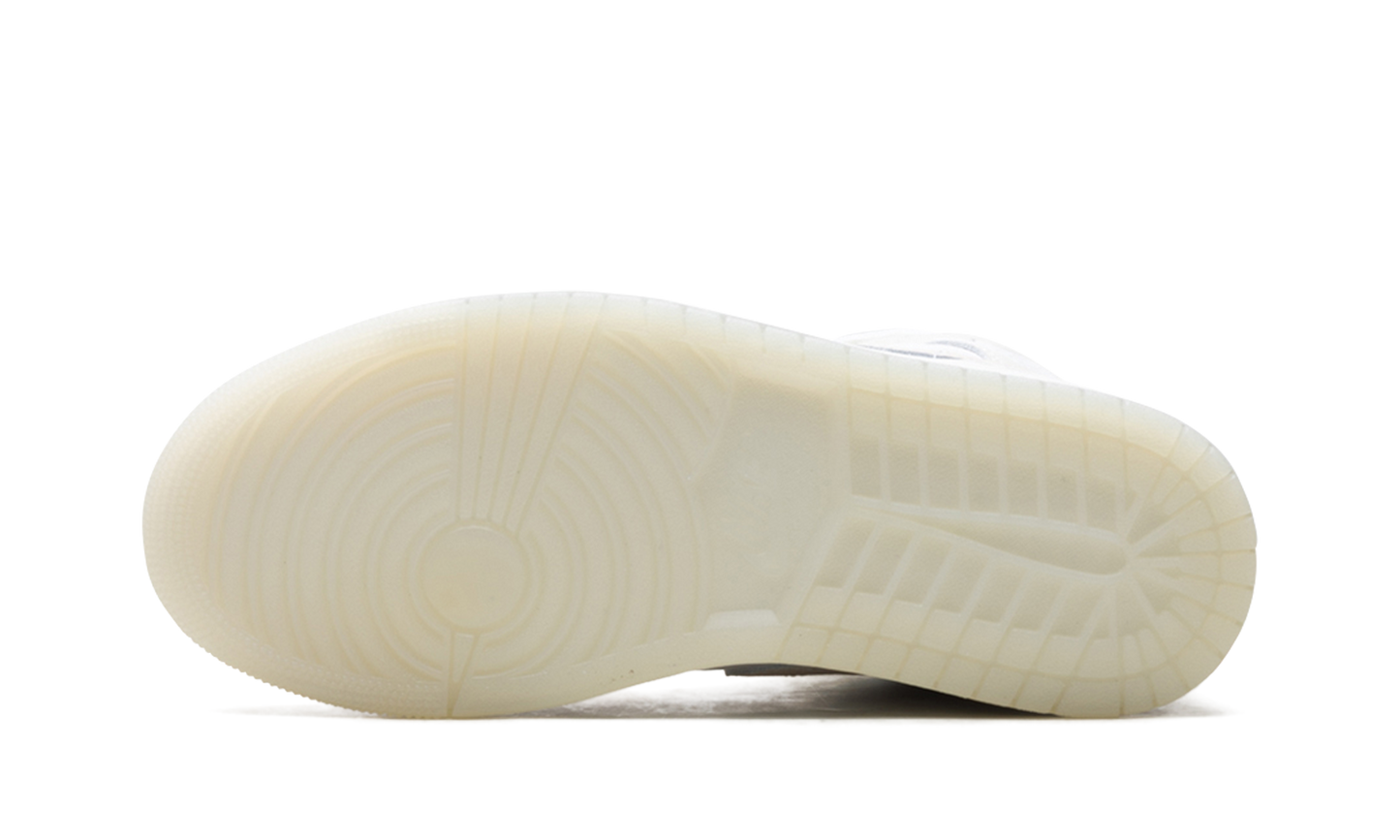 1 Mid SE "White Sea Glass" HJ6654 100