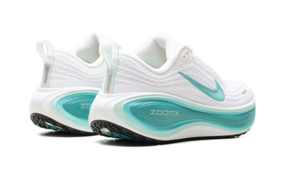 Vomero Plus WMNS"White/ Bleached Turquoise" HV8154 100